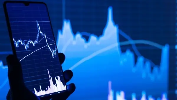 Fear of investing can quietly erode your wealth | Motilal Oswal