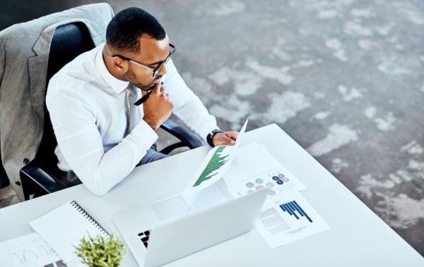 Better Cloud Stock: DocuSign vs. ServiceNow
