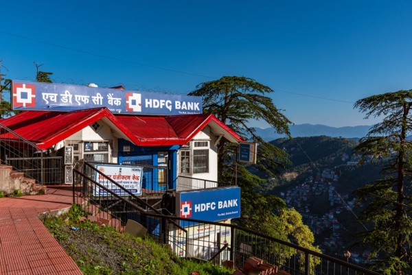 HDFC Bank ranks 10th globally again with a mcap surpassing ₹12.6 lakh cr!