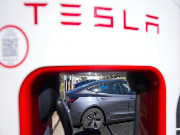 Mumbai: Tesla to rent space from Maker Group for Rs 881 per sq ft per month