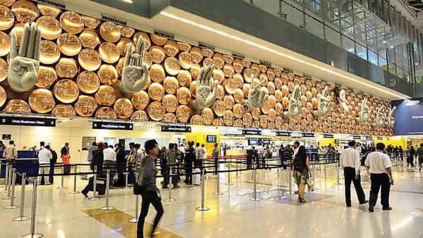Foreign exchange at delhi airport
